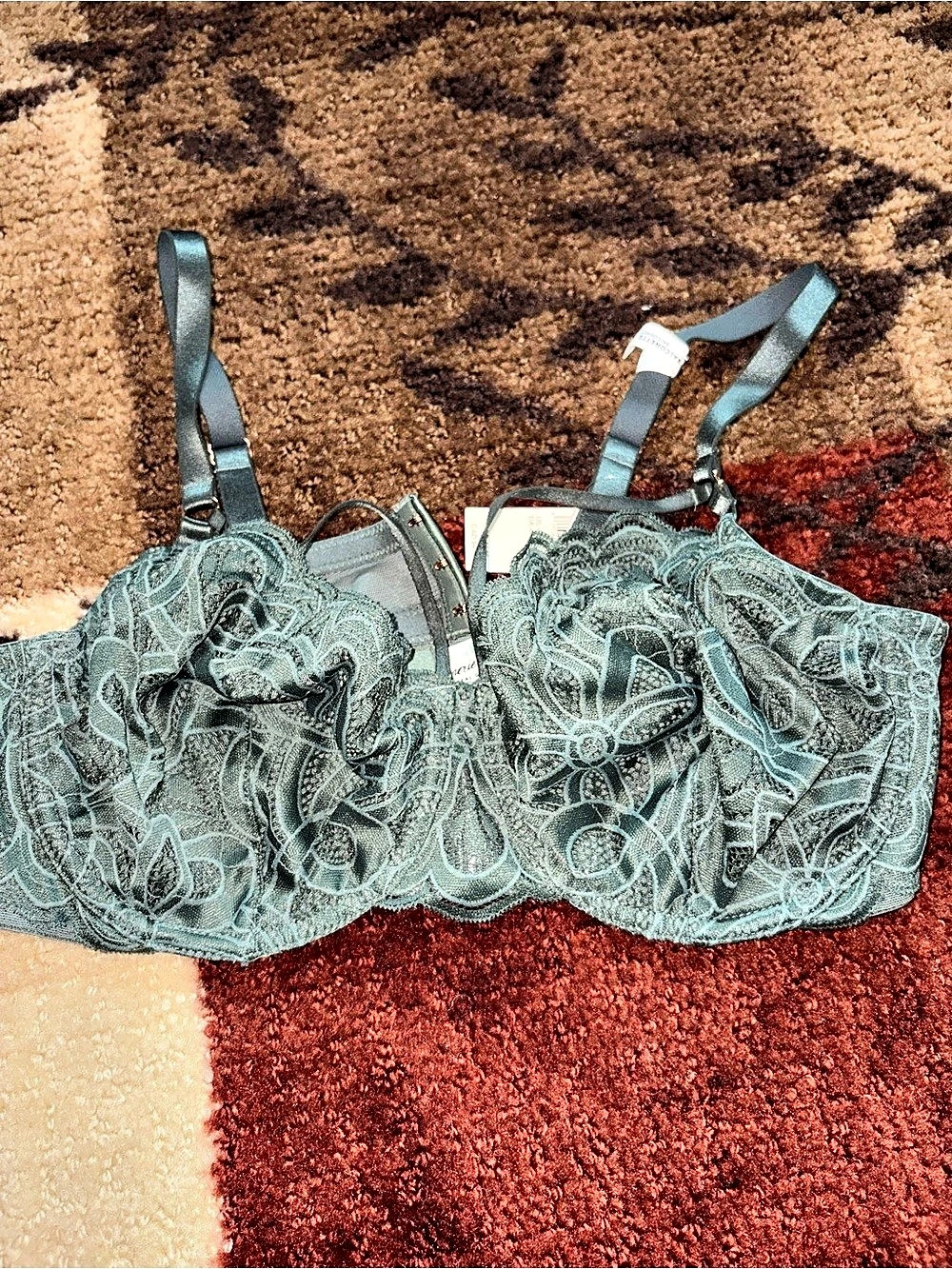 Aerie Lace Bra in Green Size 36C NWT